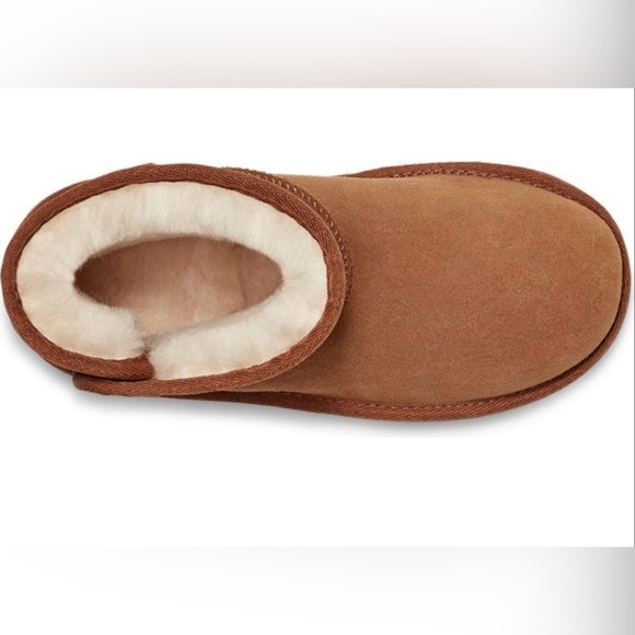 Like New! UGG Jona Classic Chesnut Short Boots-Sz 4 - Picture 3 of 12